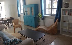 joli appartement lumineux et spacieux
